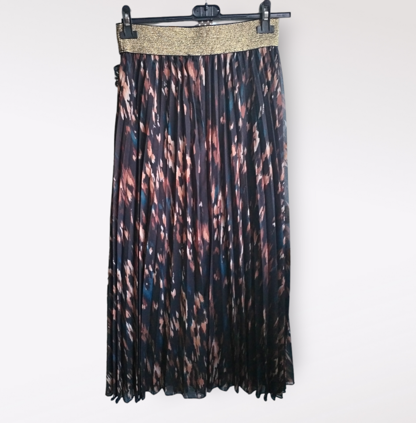 Printed pleated skirt