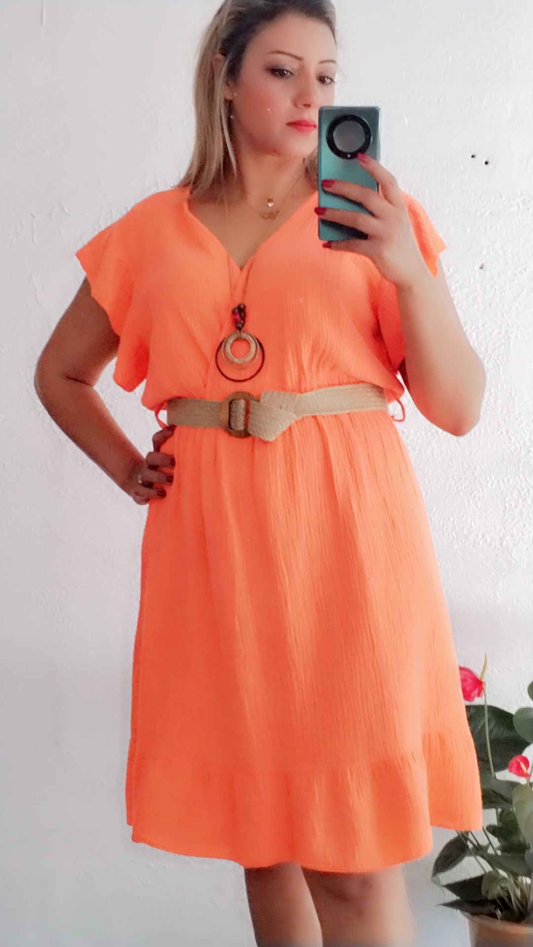 Orangefarbenes Amira-Kleid